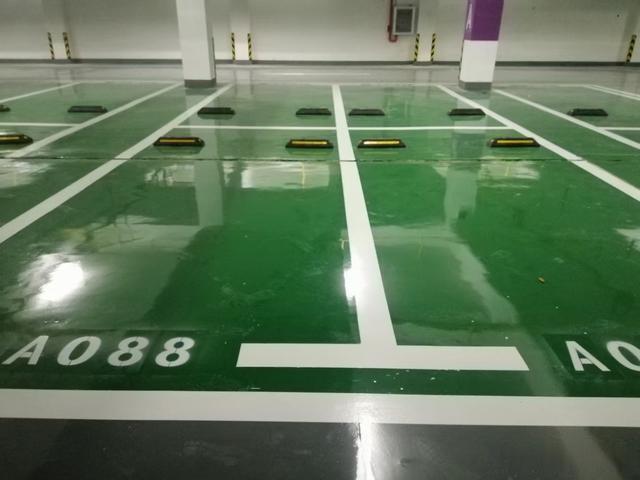 環(huán)氧地坪漆中涂的作用