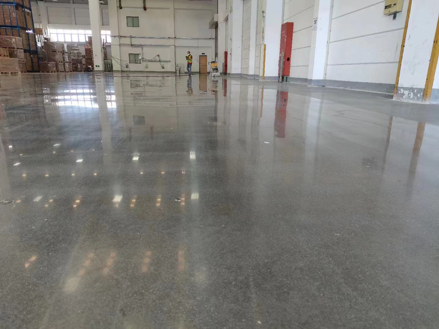 金剛砂耐磨地坪施工方案