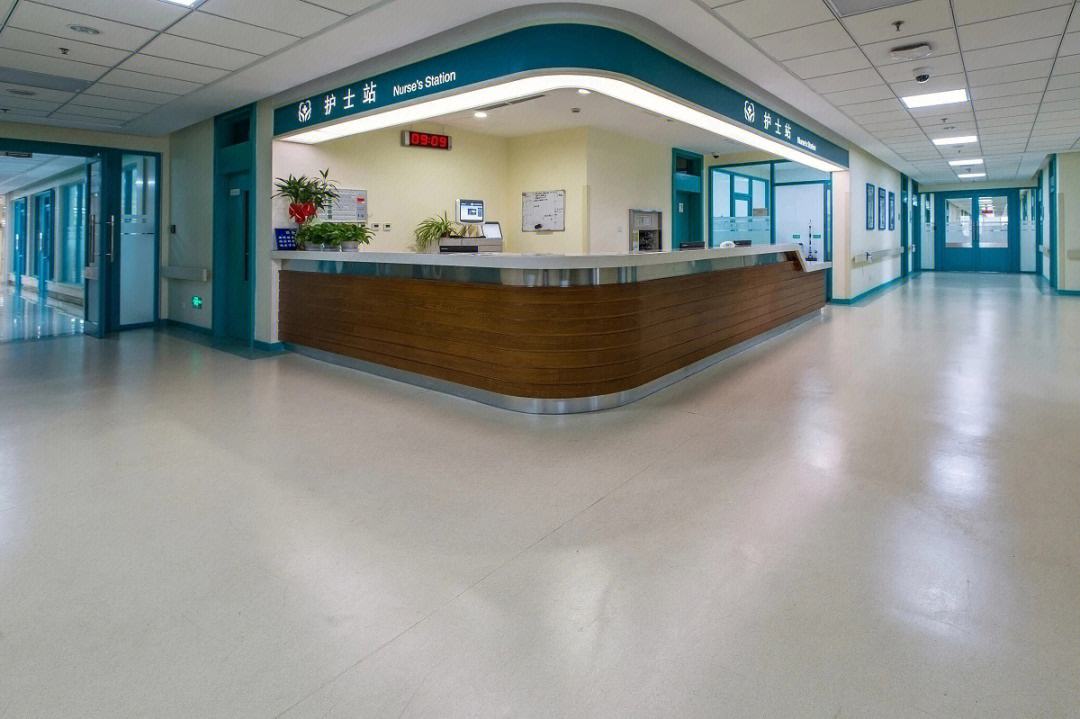 防靜電地坪漆和環(huán)氧防靜電自流平地坪漆的區(qū)別