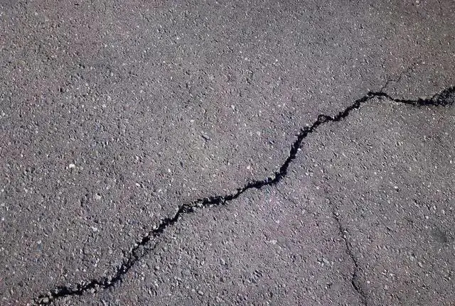 關(guān)于地坪開(kāi)裂，告訴您如何預(yù)防