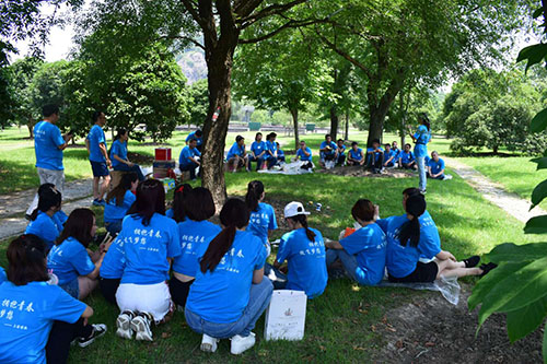 上海博歌-佘山團(tuán)康活動(dòng)節(jié)目表演
上海博歌-佘山團(tuán)康活動(dòng)節(jié)目表演